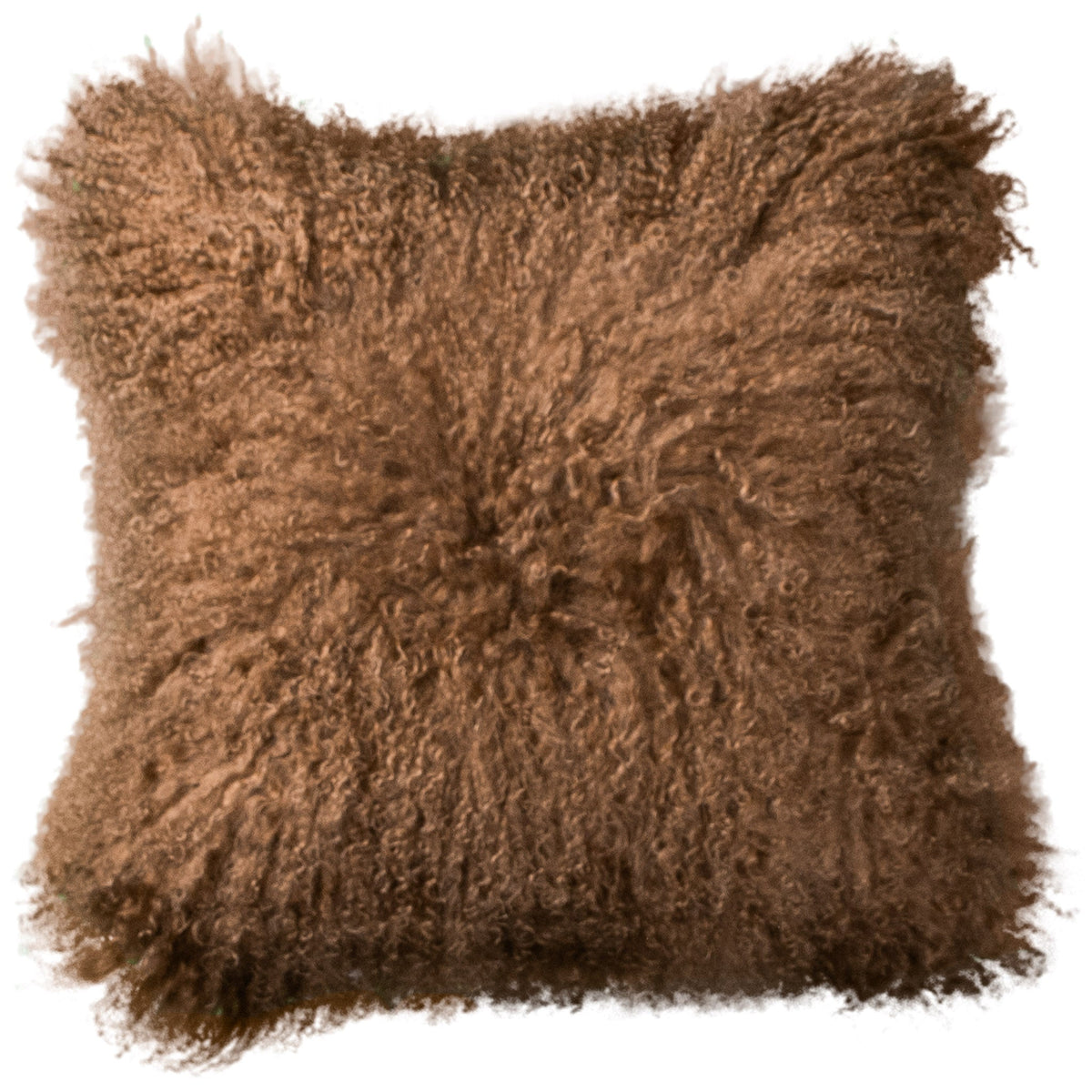 Housse de coussin en fourrure de mouton tibétain caramel, format carré 45x45 cm vu de face, aux longues mèches ondulées caramel